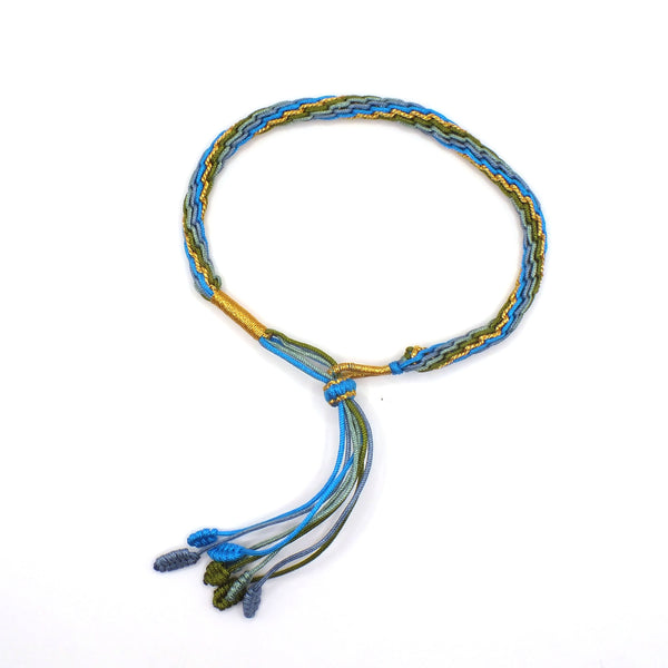 "Dan" Bracelet tressé ajustable avec nœud «Roue du destin», Bracelet tressé artisanal ajustable – nœud «Roue du destin», inspiration encre et peinture chinoise