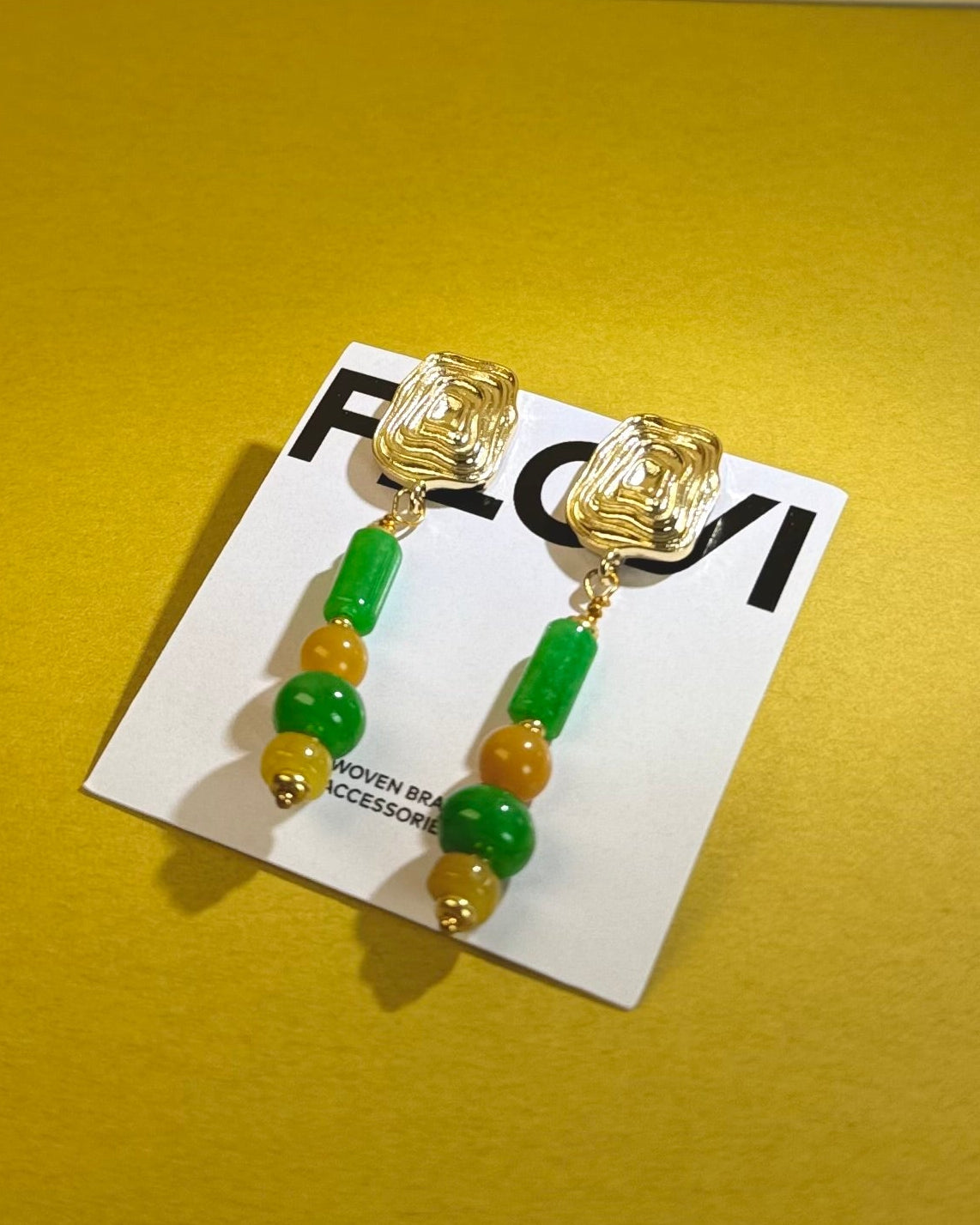 Boucles d’oreilles "Toit de porcelaine" jade verte et jaune
